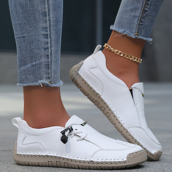 Lina – Comfort, Stability & Effortless Putting On for Every Day