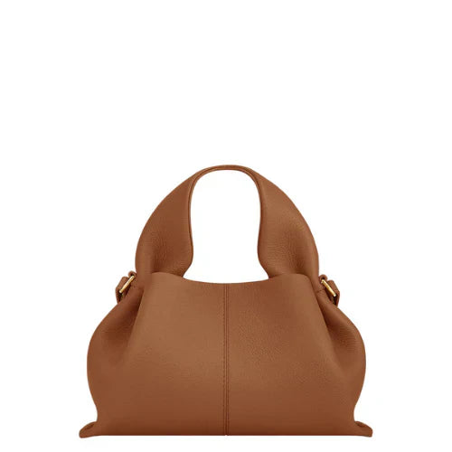 Jamie | Stylish Travel Companion