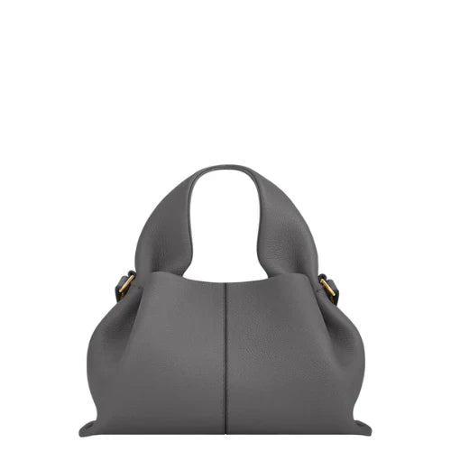 Jamie | Stylish Travel Companion