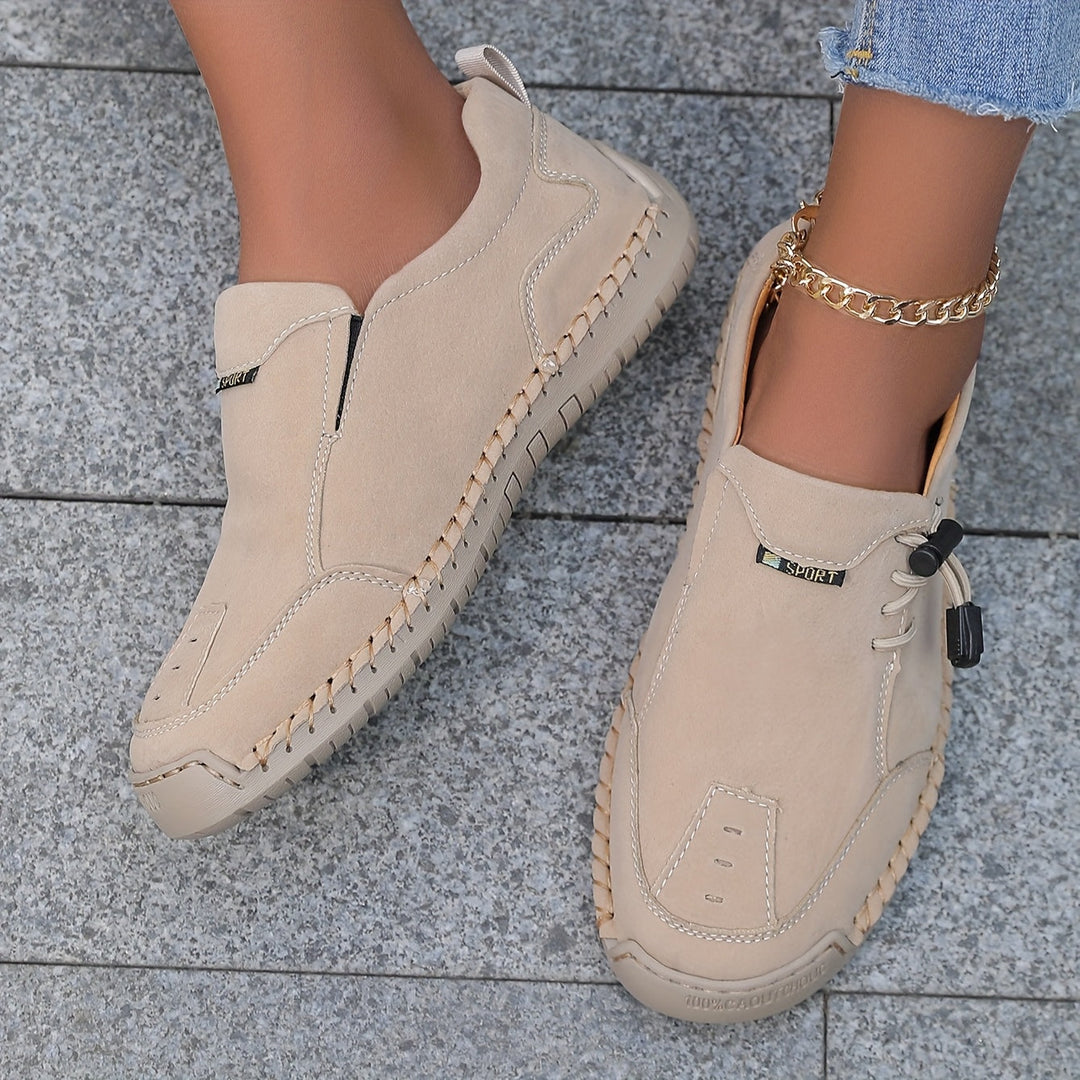 Lina – Comfort, Stability & Effortless Putting On for Every Day