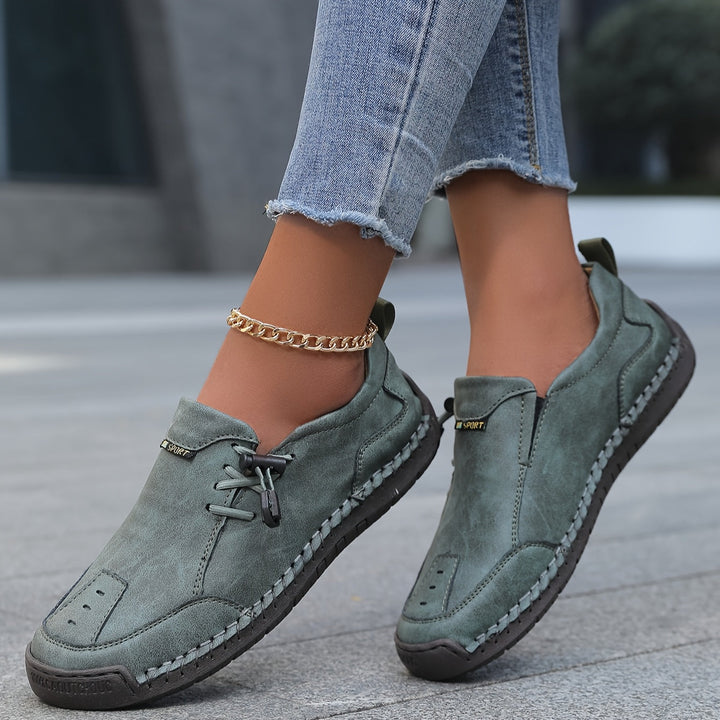 Lina – Comfort, Stability & Effortless Putting On for Every Day